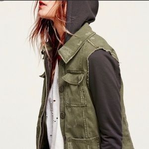 Free People twill hooded jacket L army olive green EUC pockets Urban Outfitters